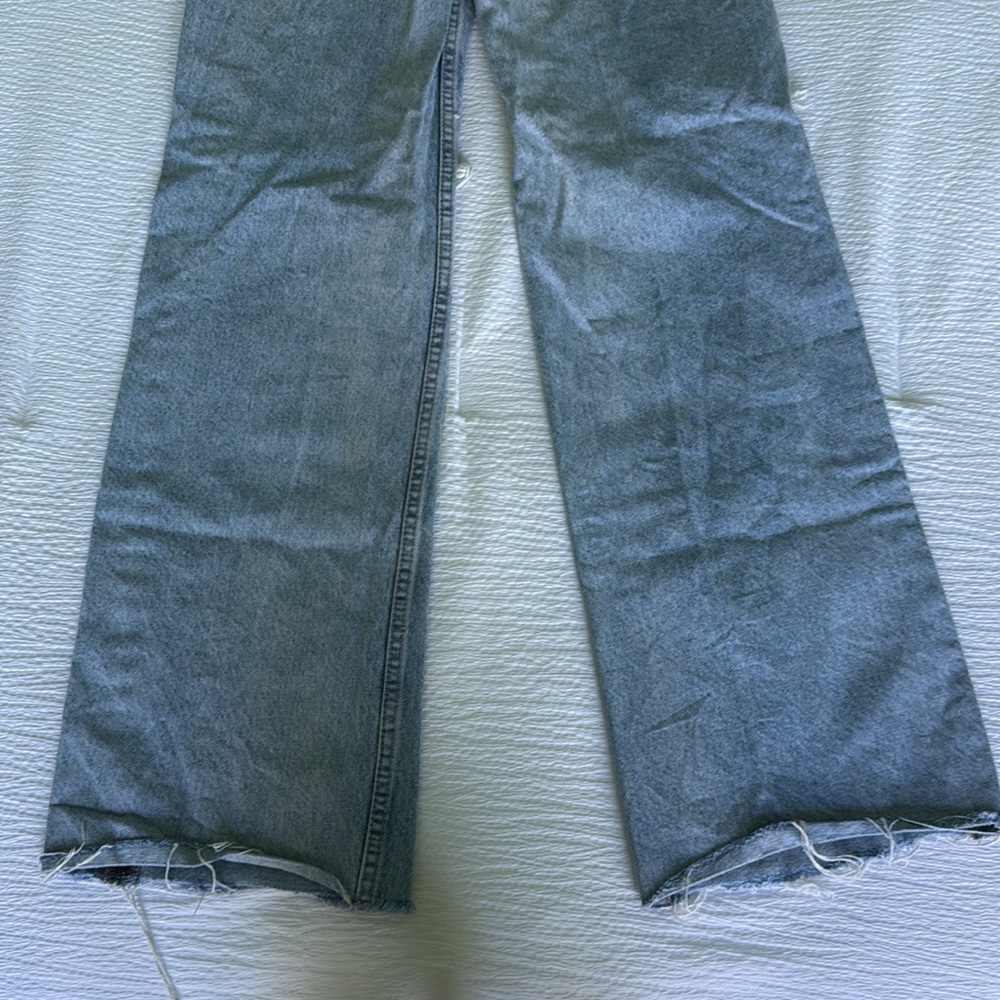 Women’s Zara Jeans - Picture 6 of 6